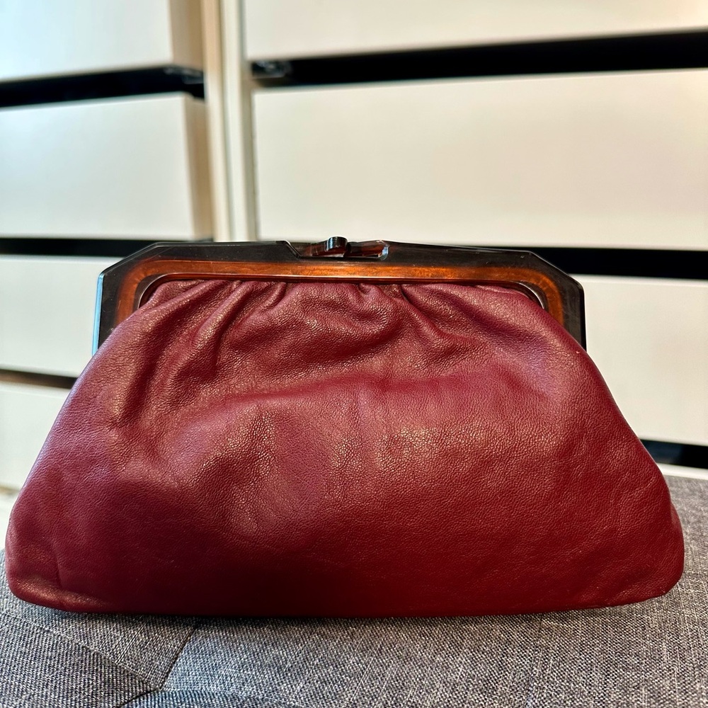Vintage 60s 70s Capwell’s Red Leather Clutch Envelope Purse